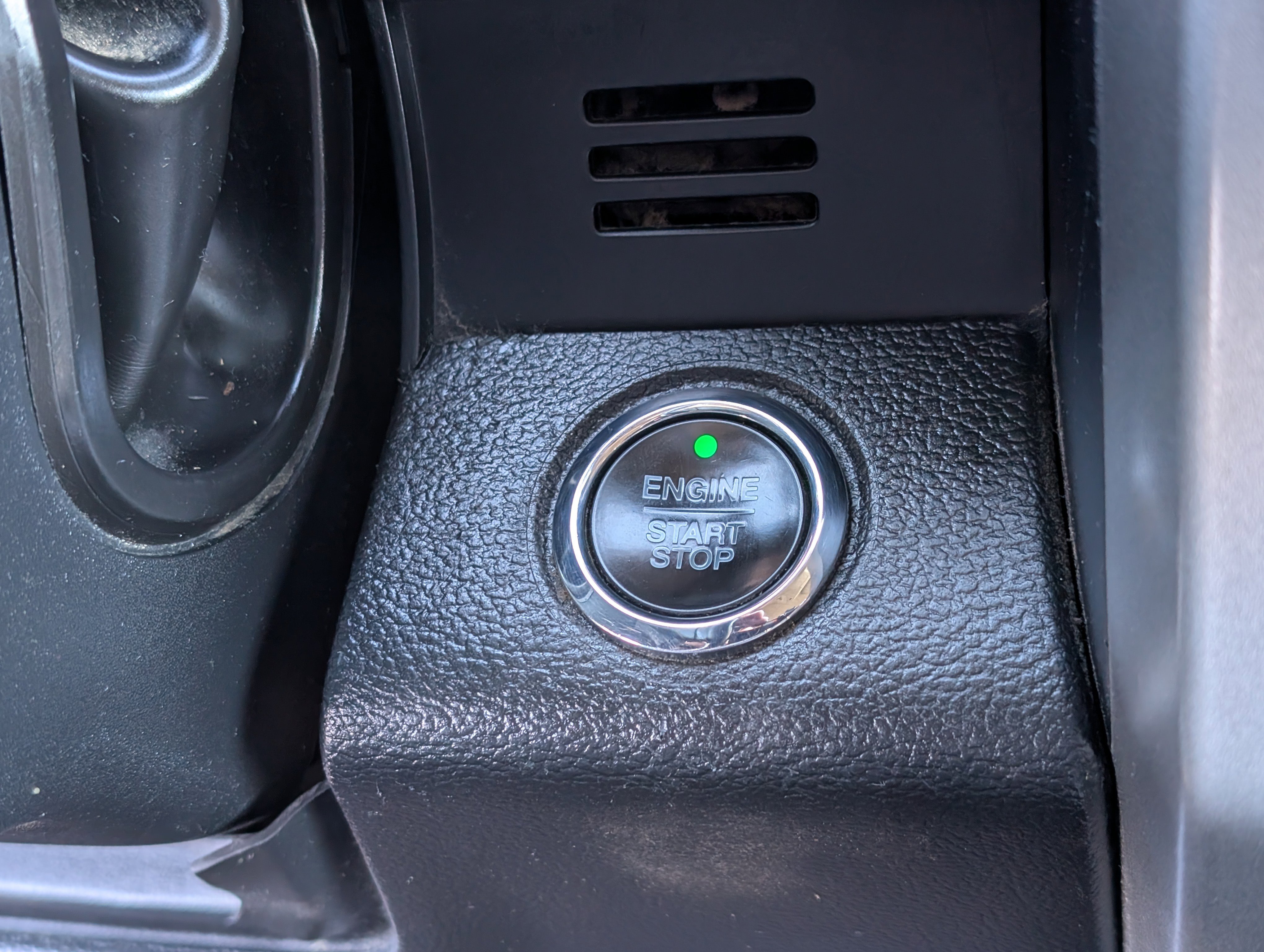 Certified 2020 Ford F350 Lariat w/ Lariat Ultimate Package image 23