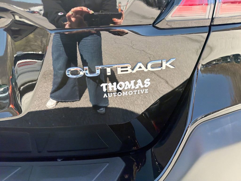 Used 2025 Subaru Outback Limited image 33