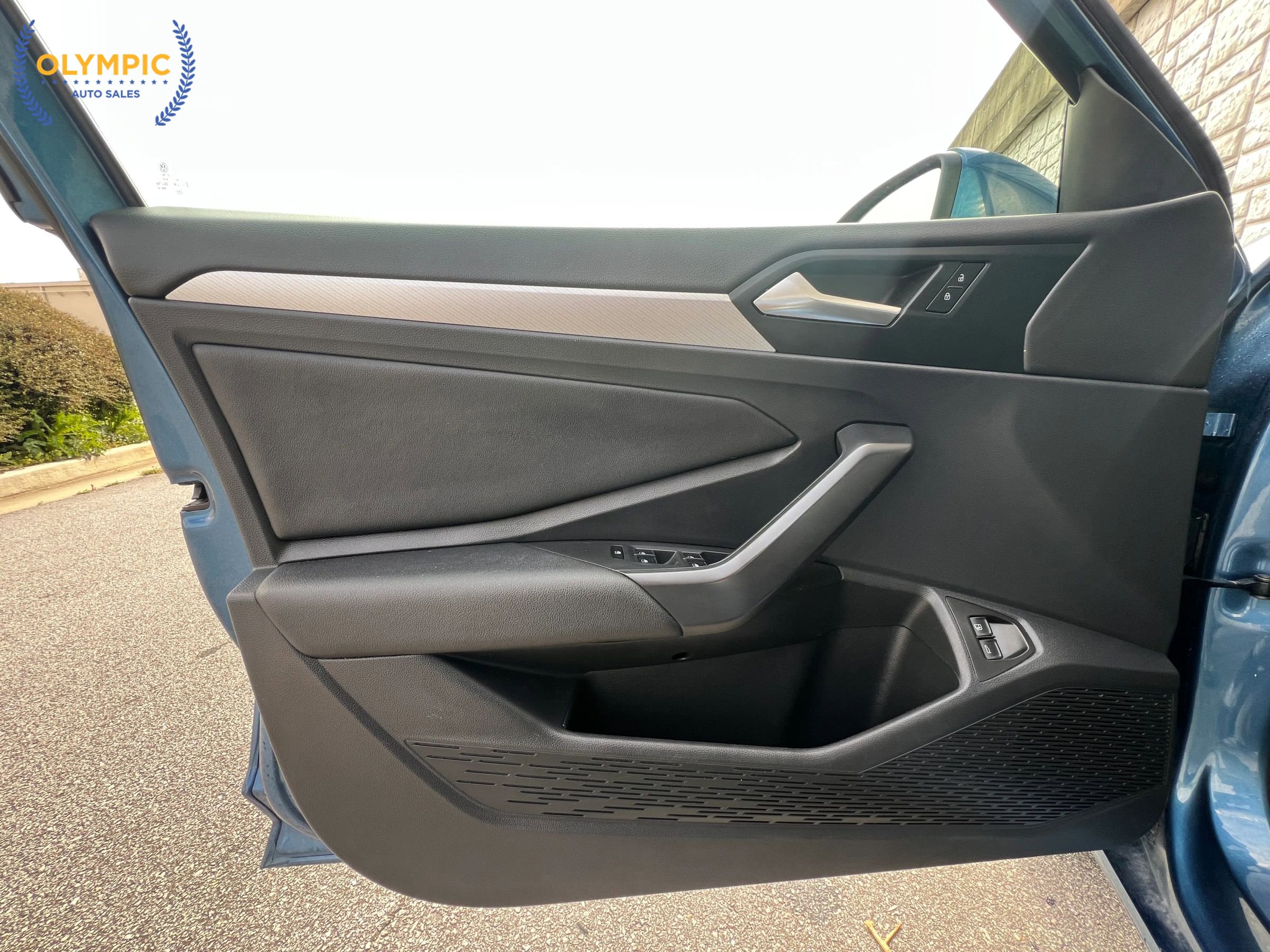 Used 2021 Volkswagen Jetta SE image 44