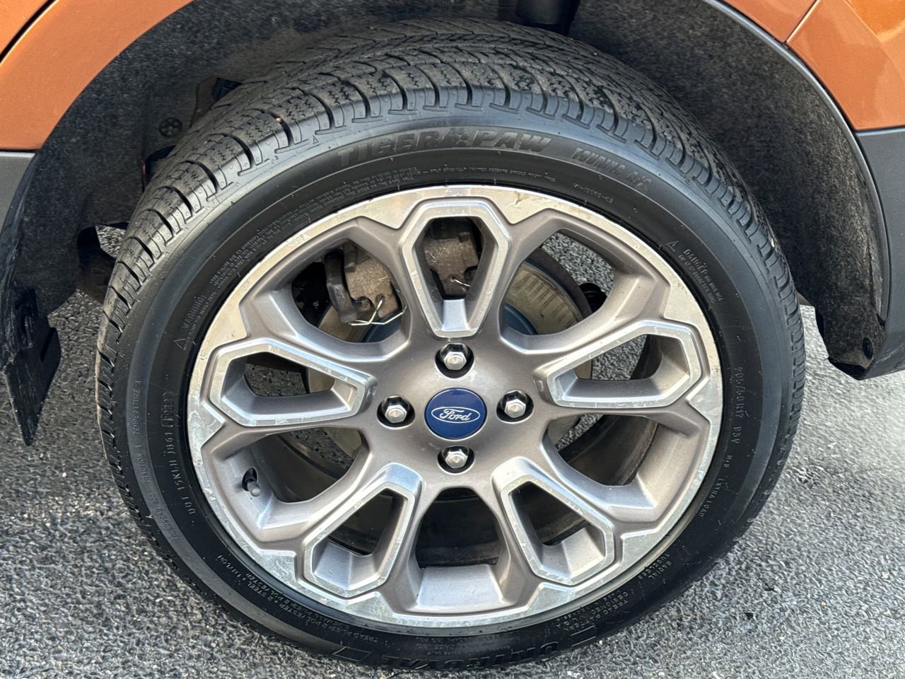 Used 2018 Ford EcoSport Titanium image 11