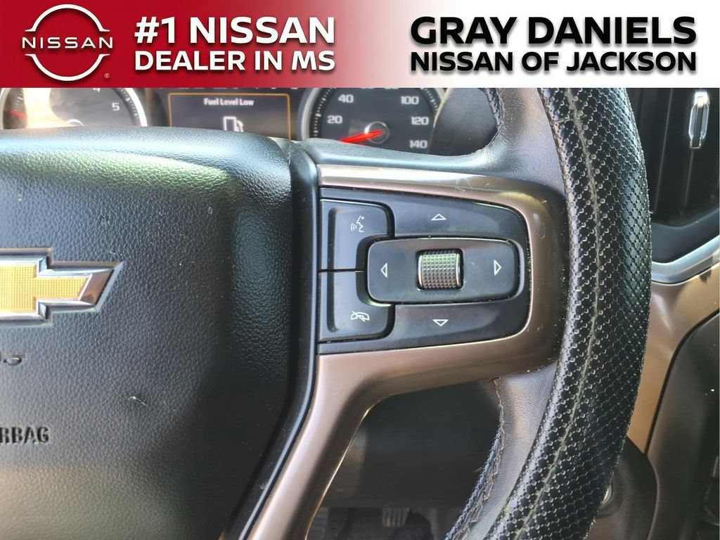 Used 2019 Chevrolet Silverado 1500 High Country w/ Technology Package AWD/4WD image 15