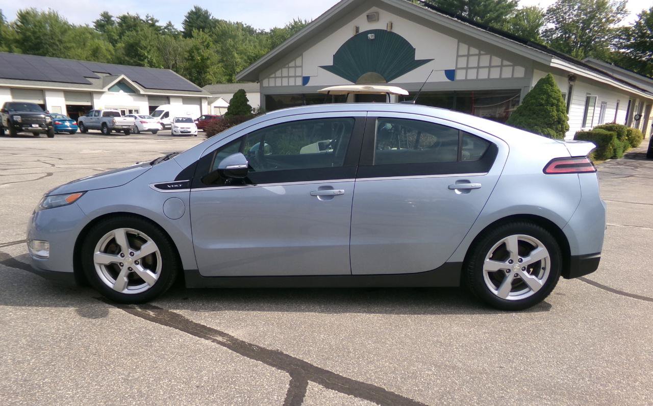 Used 2013 Chevrolet Volt Premium w/ Premium Trim Package FWD image 4