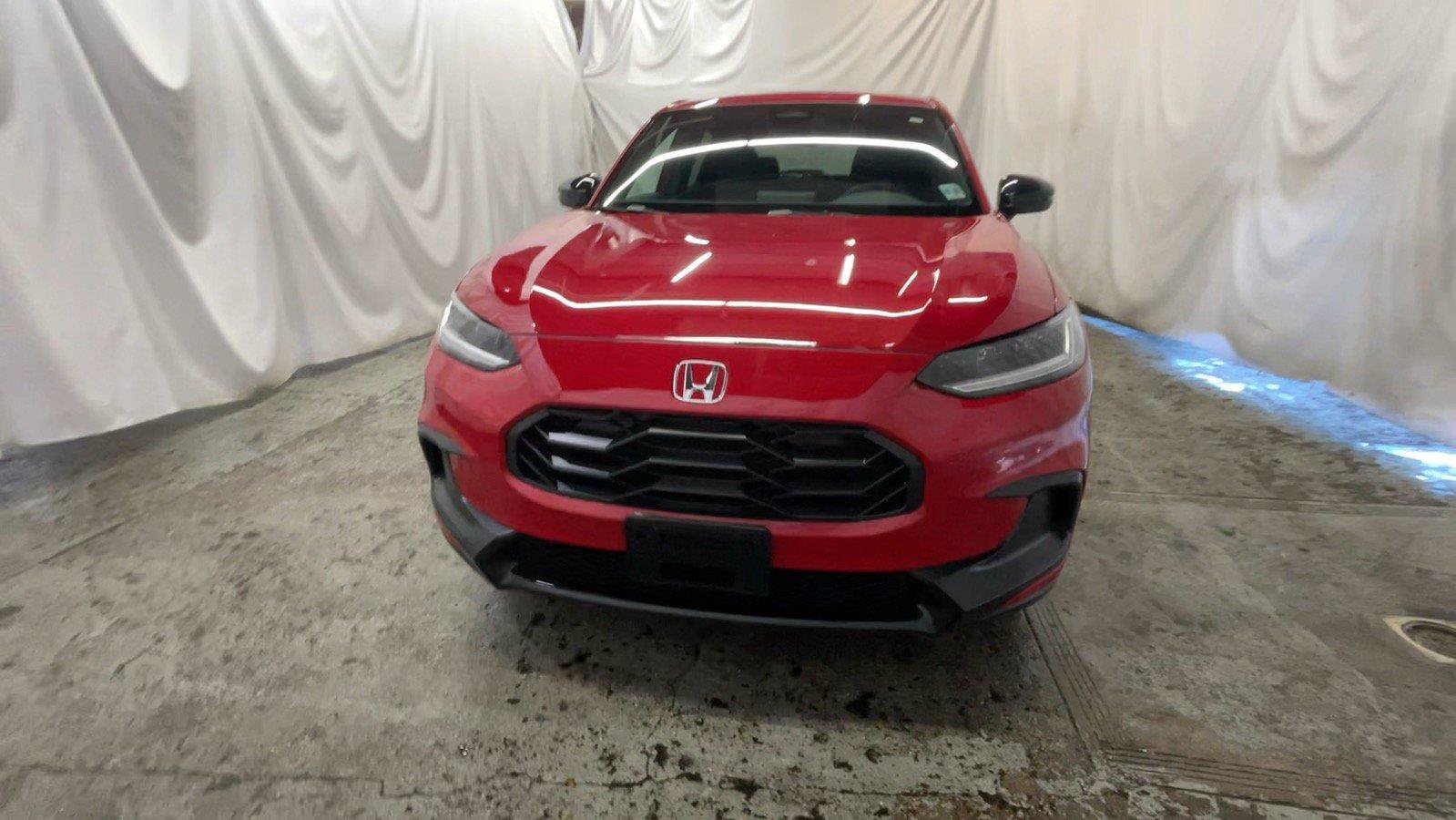 Certified 2025 Honda HR-V Sport image 17
