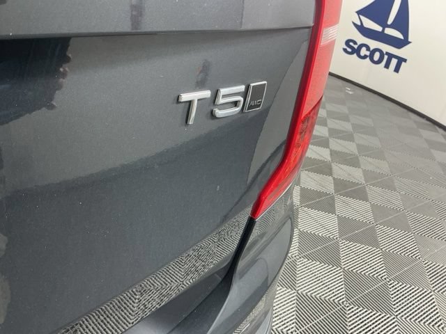 Used 2021 Volvo XC90 T5 Momentum w/ Climate Package AWD/4WD image 20