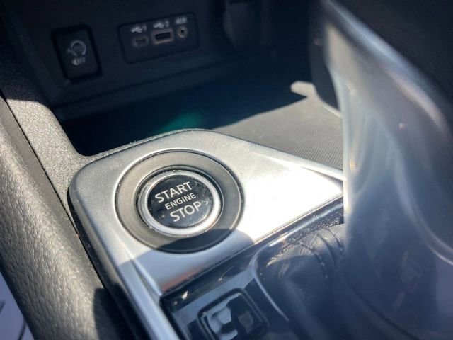 Used 2024 Nissan Sentra SV FWD image 28