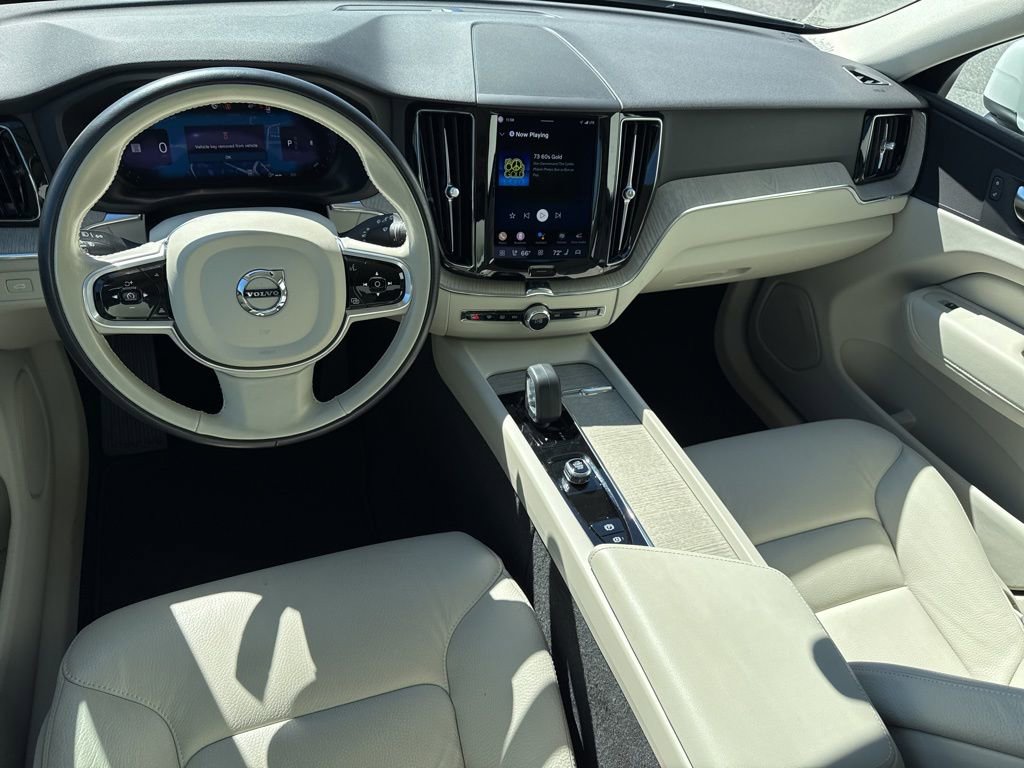 Used 2023 Volvo XC60 B5 Plus w/ Protection Package Premier image 18