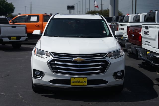 Used 2019 Chevrolet Traverse Premier w/ Driver Confidence II Package FWD image 3