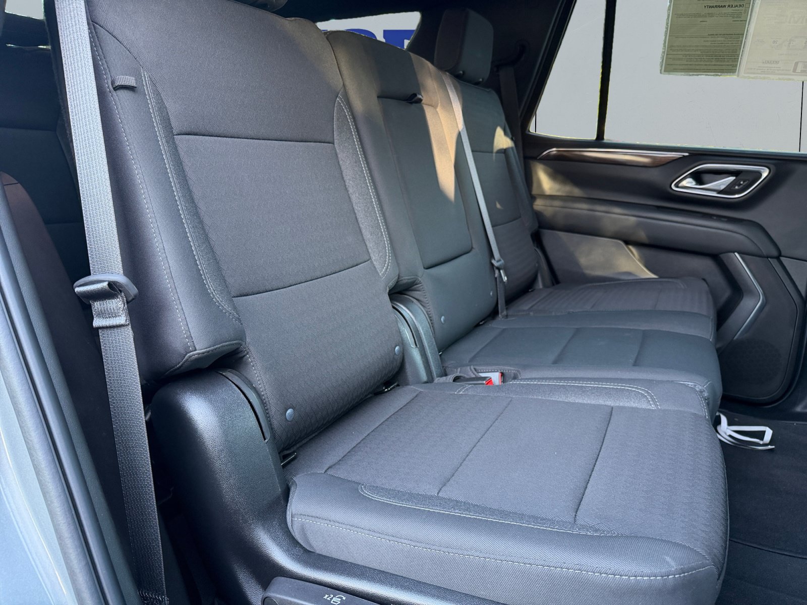 Used 2024 GMC Yukon SLE RWD image 18