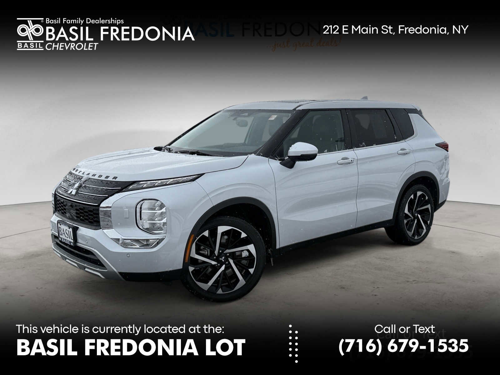 Used 2024 Mitsubishi Outlander SE