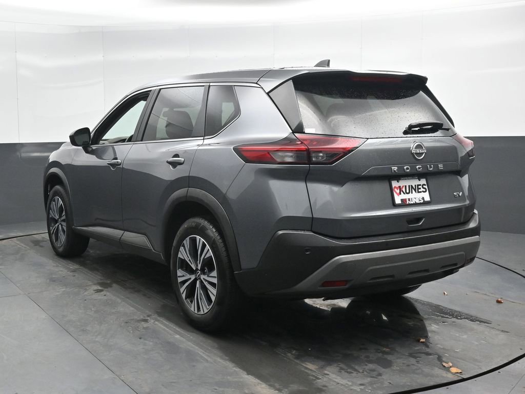 Used 2023 Nissan Rogue SV image 11