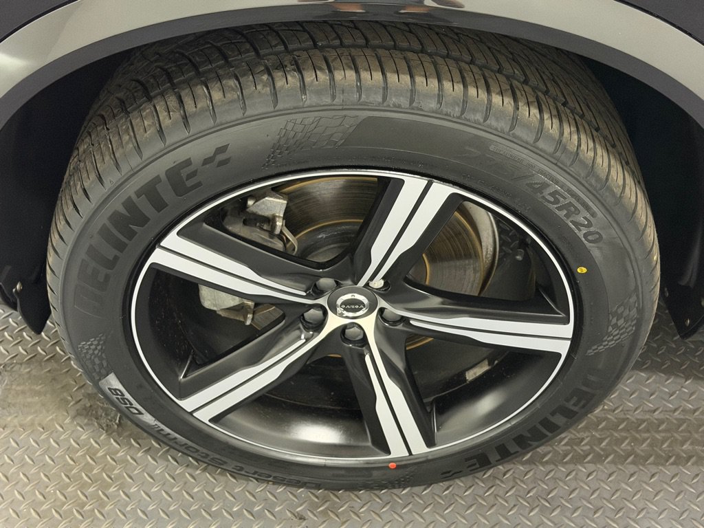 Used 2019 Volvo XC90 T6 R-Design AWD/4WD image 22