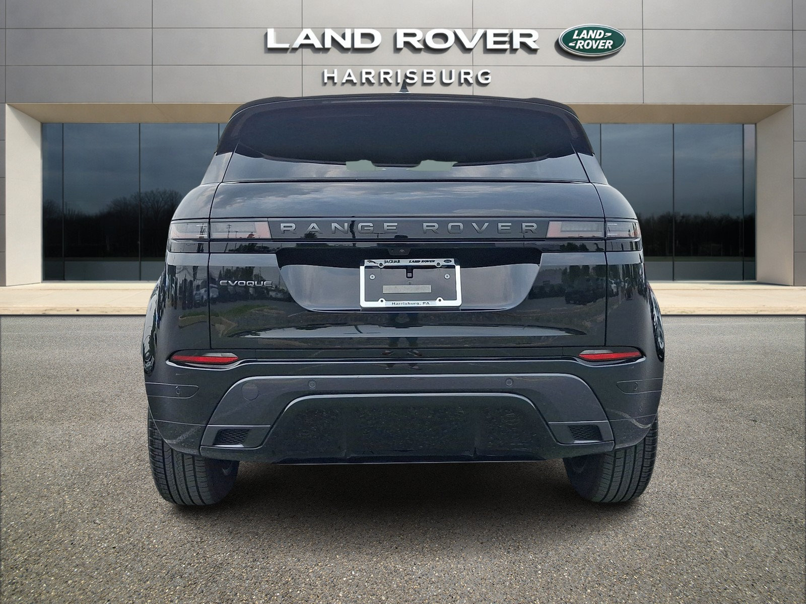 Used 2026 Land Rover Range Rover Evoque Dynamic SE AWD/4WD image 3