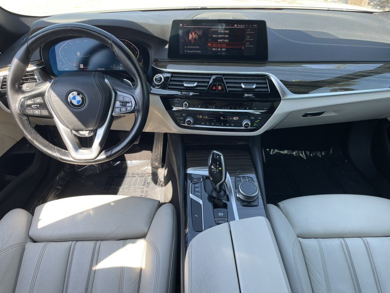 Used 2020 BMW 530i xDrive w/ Convenience Package AWD/4WD image 13