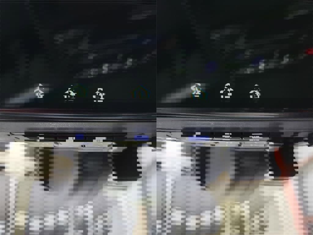 New 2025 Land Rover Range Rover Sport Dynamic SE image 36