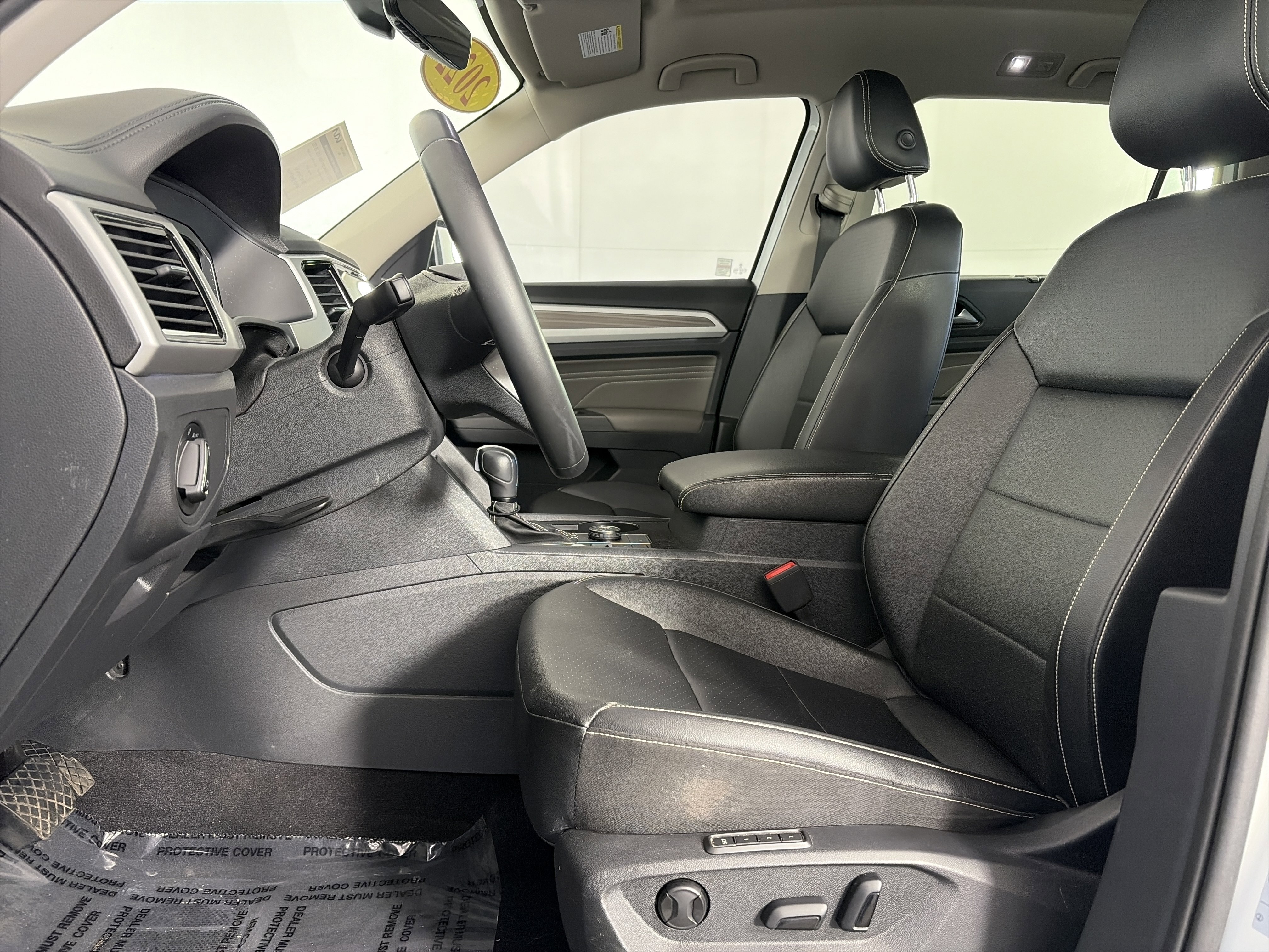 Used 2022 Volkswagen Atlas SEL image 6