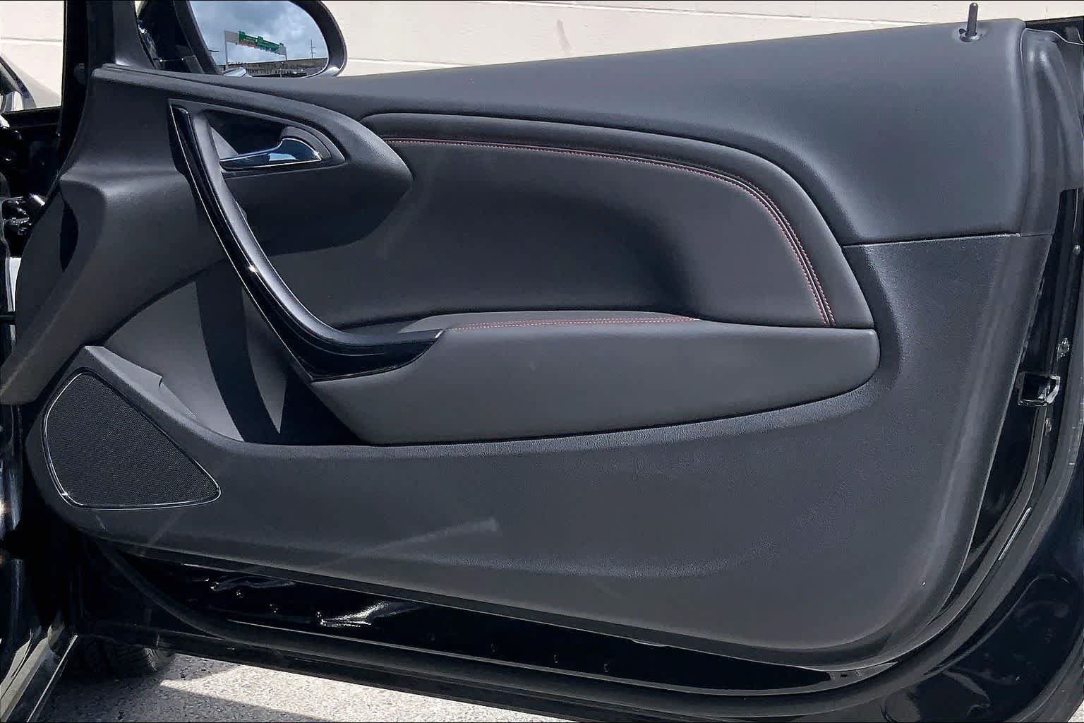 Used 2018 Buick Cascada Sport Touring w/ Dark Effects Package FWD image 27