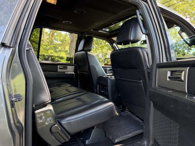 Used 2017 Ford Expedition EL Limited w/ Equipment Group 301A AWD/4WD image 15