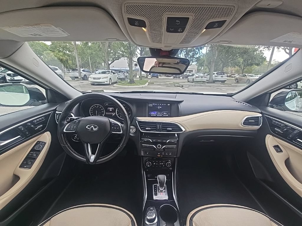 Used 2019 INFINITI QX30 w/ Navigation Package FWD image 30