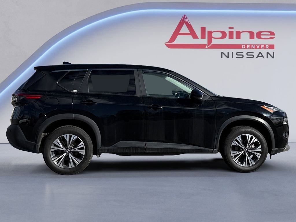 Used 2023 Nissan Rogue SV image 6