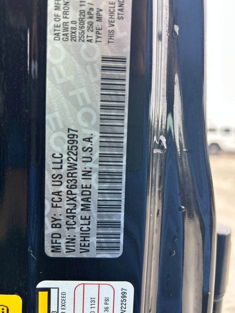 Used 2024 Jeep Wrangler Unlimited Sahara AWD/4WD image 46