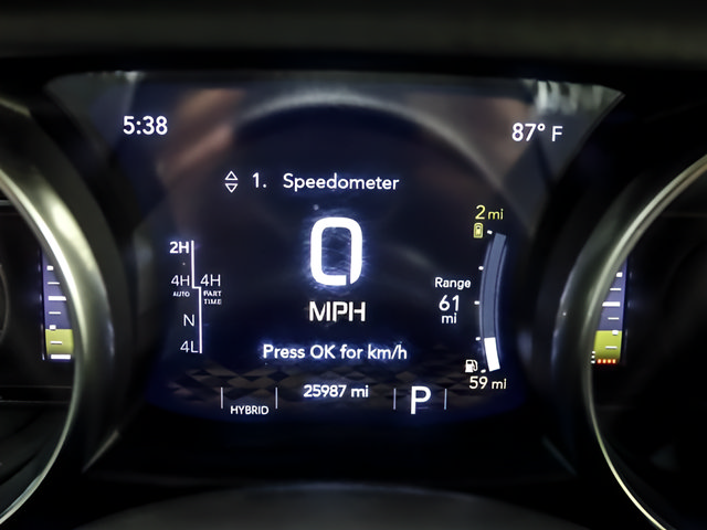 Used 2023 Jeep Wrangler Unlimited Sahara w/ Cold Weather Group AWD/4WD image 15