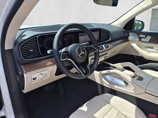 New 2026 Mercedes-Benz GLS 450 4MATIC image 3