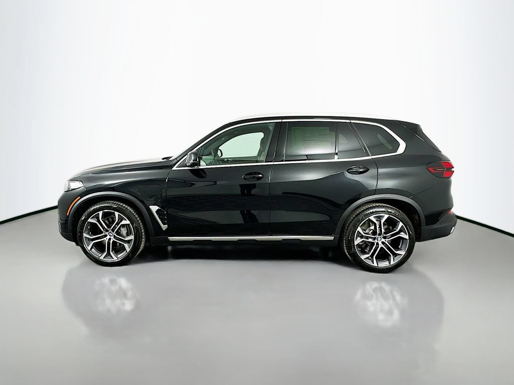 Used 2026 BMW X5 xDrive50e w/ Climate Comfort Package AWD/4WD image 8