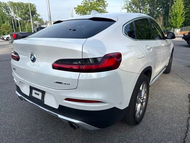 Used 2021 BMW X4 xDrive30i AWD/4WD image 12