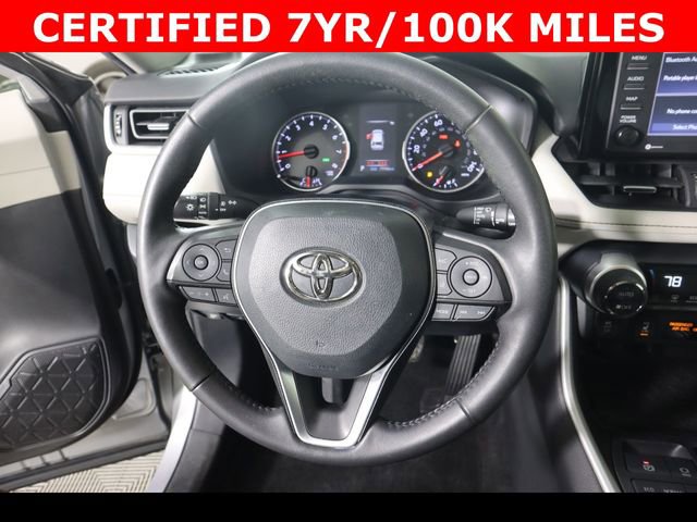 Used 2020 Toyota RAV4 XLE Premium image 23