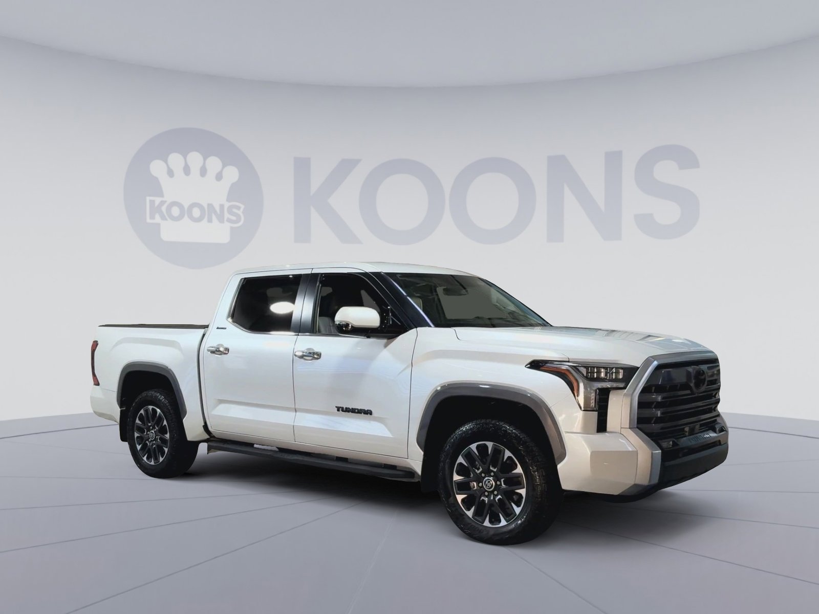Used 2024 Toyota Tundra Limited image 2