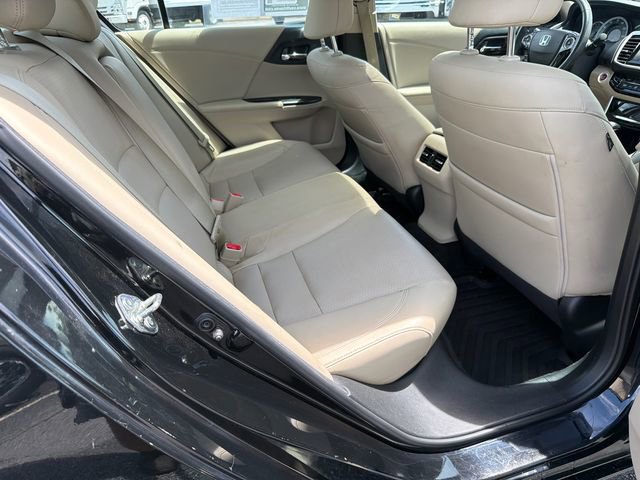 Used 2016 Honda Accord EX-L image 15