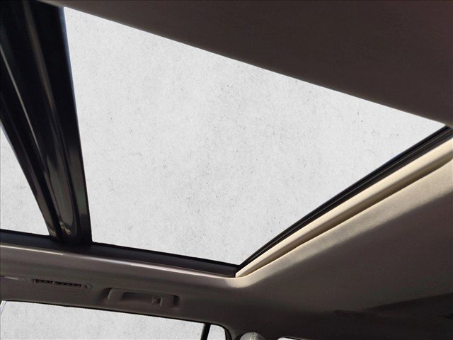 Used 2023 Toyota Highlander Platinum FWD image 20