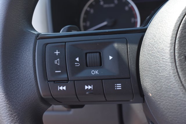 Used 2023 Nissan Rogue SV AWD/4WD image 20