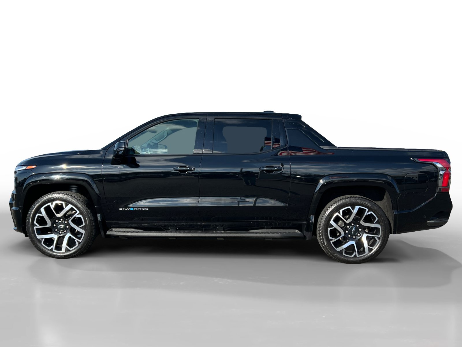New 2024 Chevrolet Silverado EV RST AWD/4WD image 2