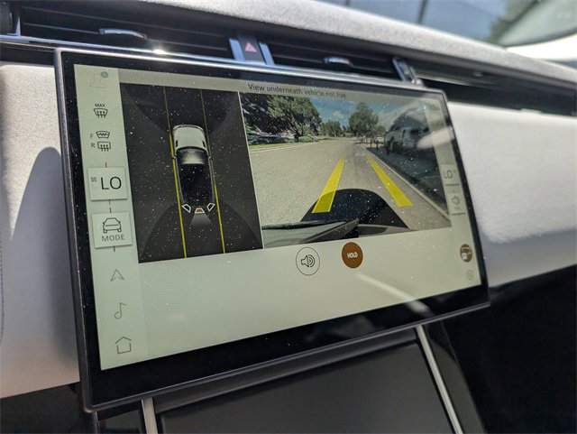 Used 2025 Land Rover Range Rover Velar Dynamic SE image 23