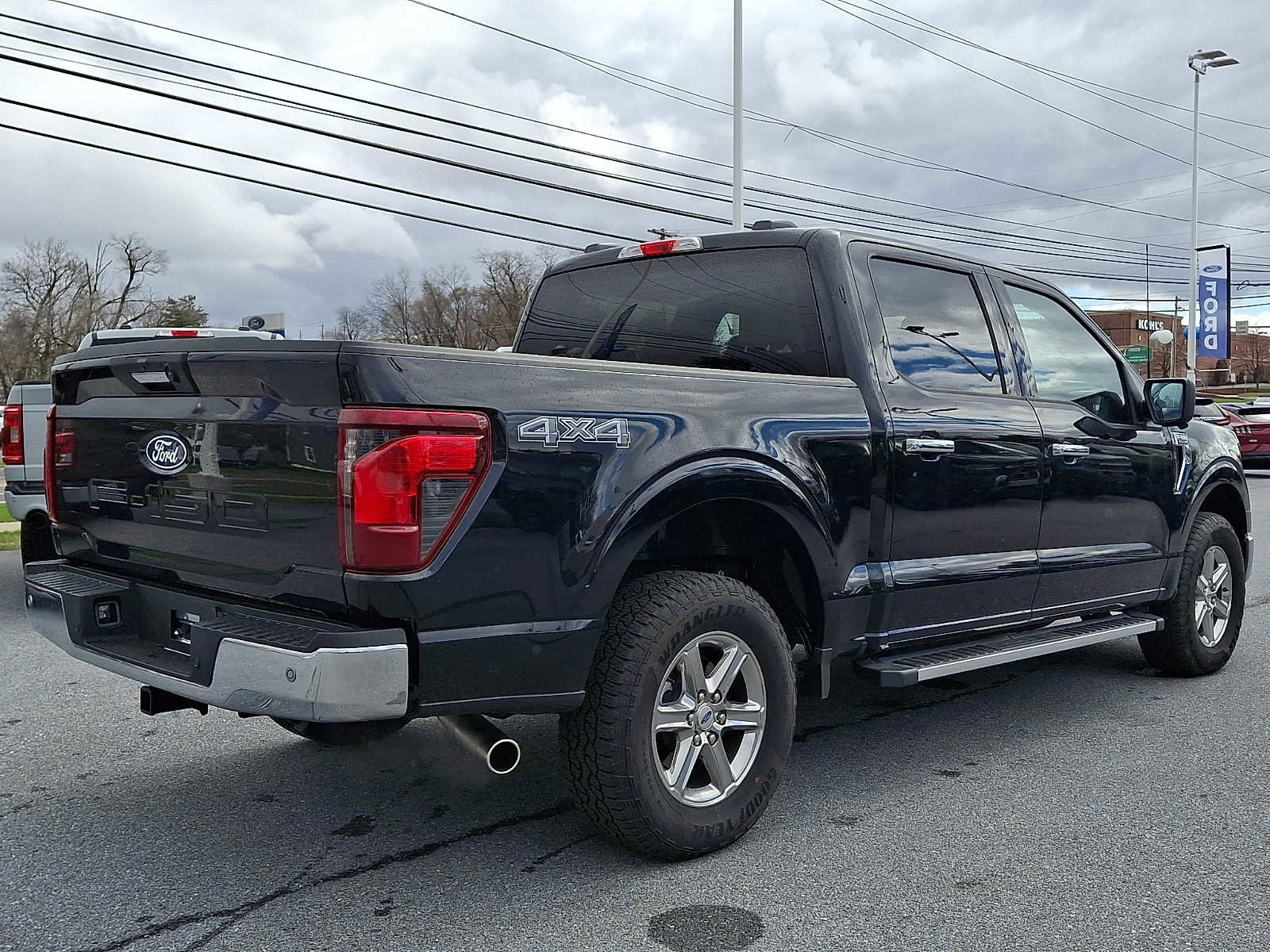Certified 2024 Ford F150 XLT w/ Mobile Office Package image 6