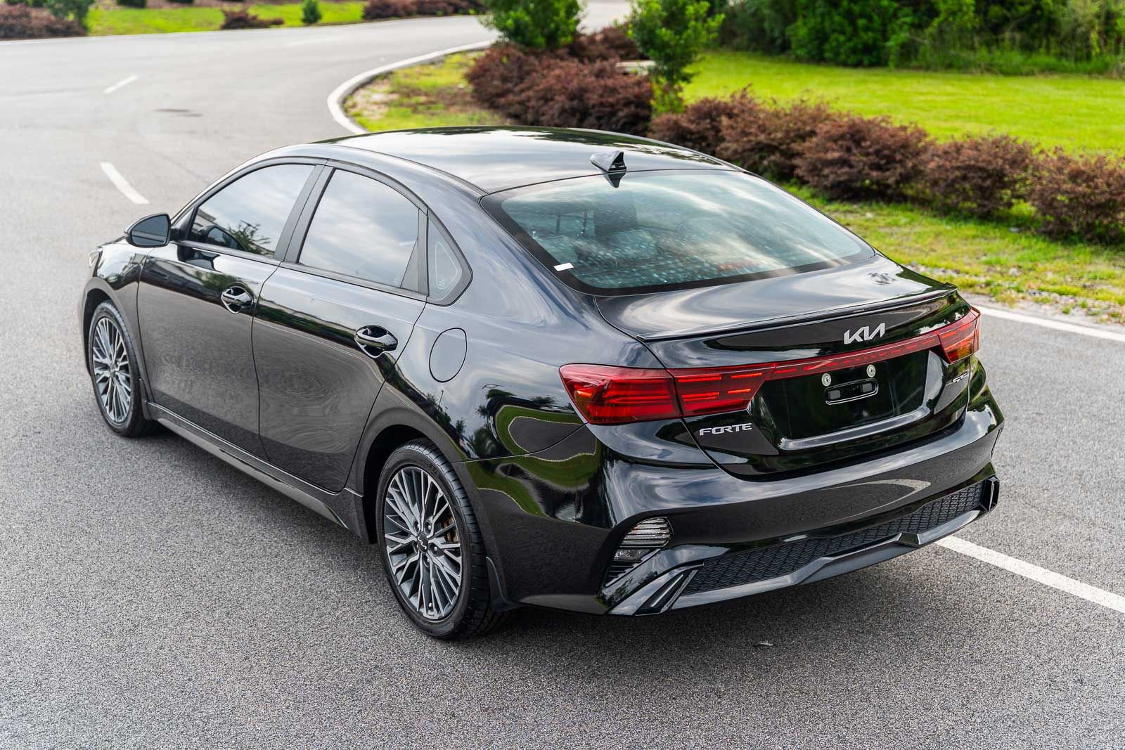 Used 2023 Kia Forte GT-Line w/ GT-Line Technology Package FWD image 5