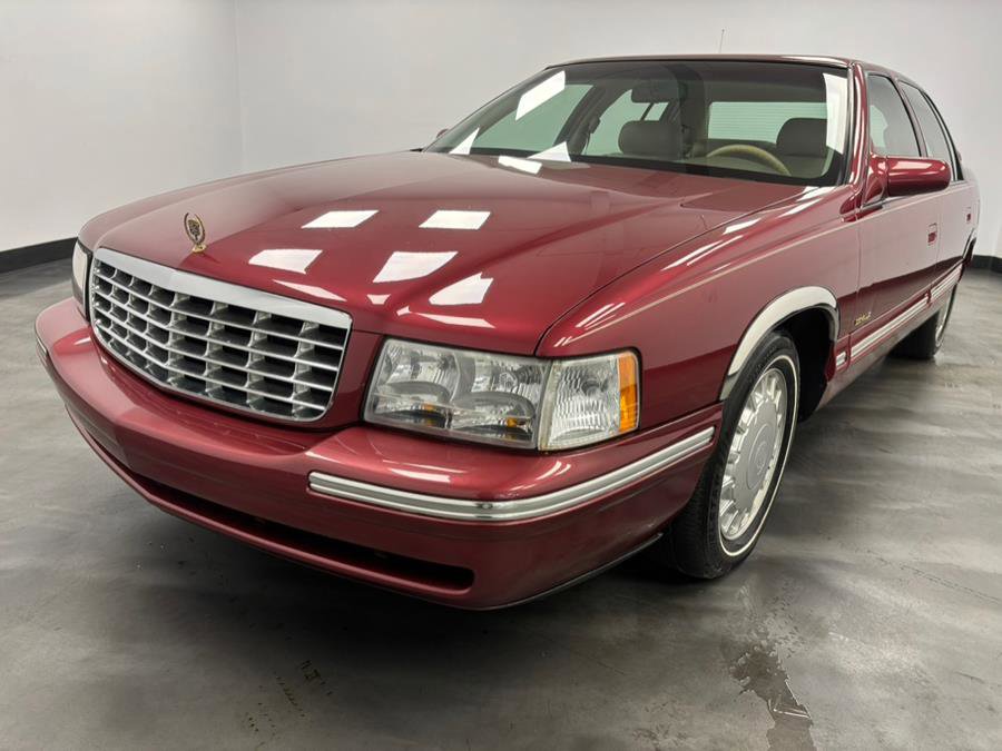 Used 1997 Cadillac De Ville Sedan w/ Comfort/Convenience Pkg image 2