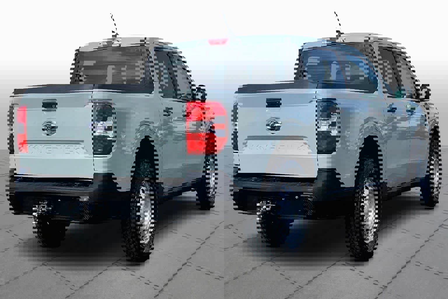 Used 2023 Ford Maverick XL image 13