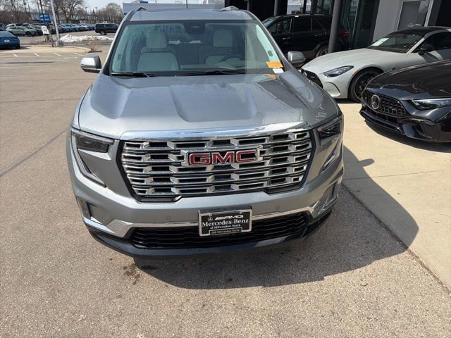 Used 2024 GMC Acadia Denali w/ Super Cruise Package image 3