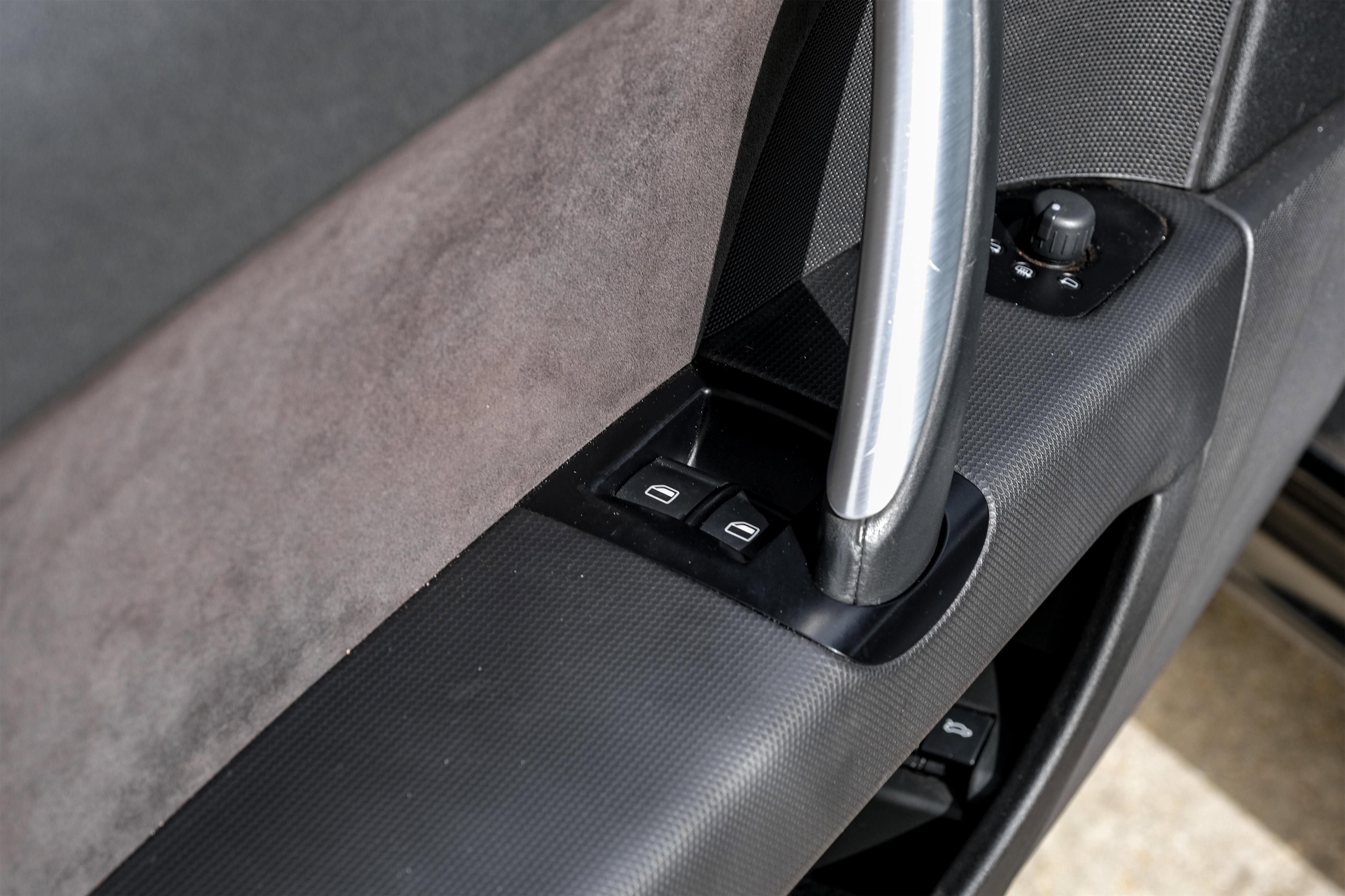 Used 2010 Audi TTS 2.0T Premium image 31