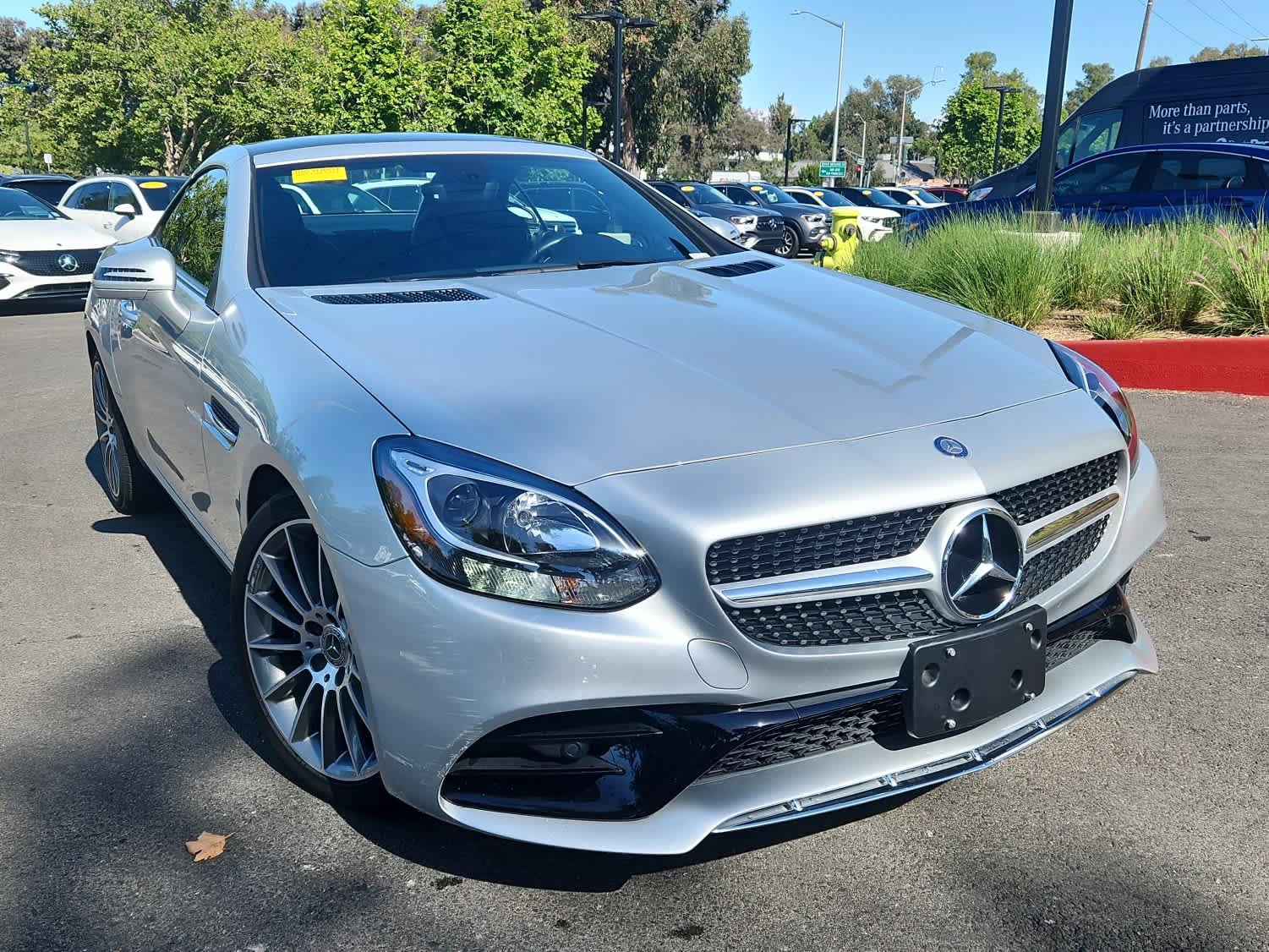 Used 2017 Mercedes-Benz SLC 300 image 2