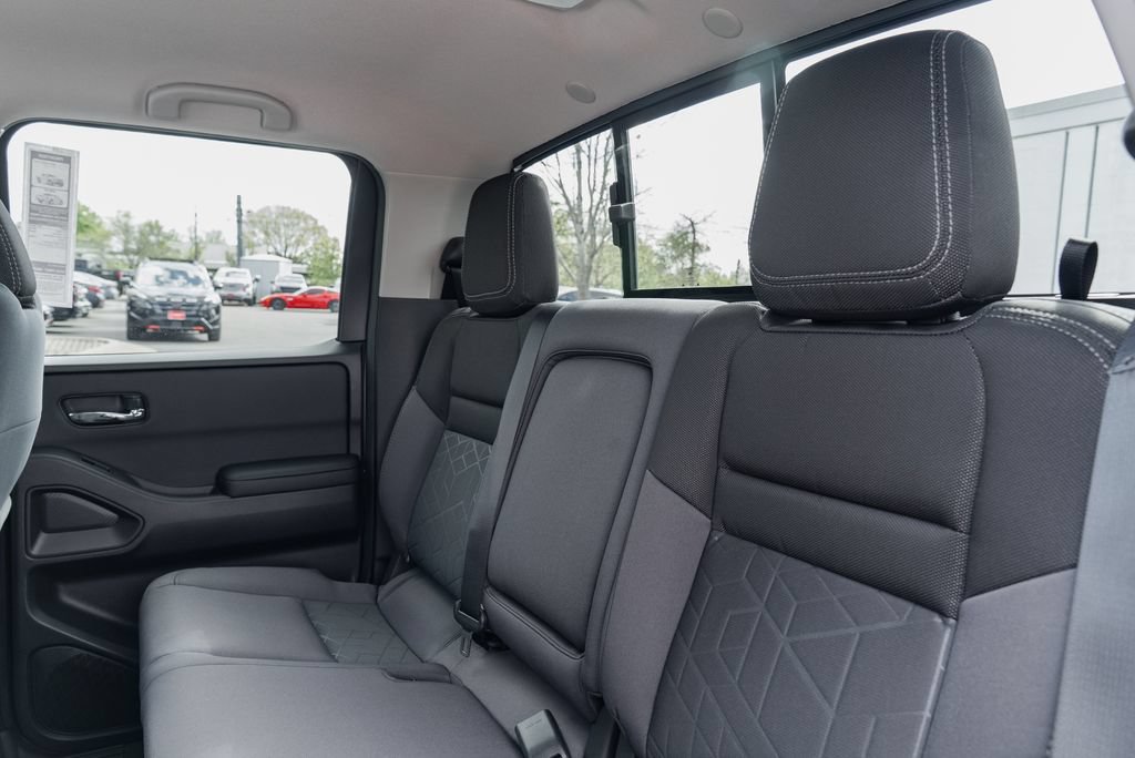 New 2026 Nissan Frontier SV w/ Tow Package AWD/4WD image 24