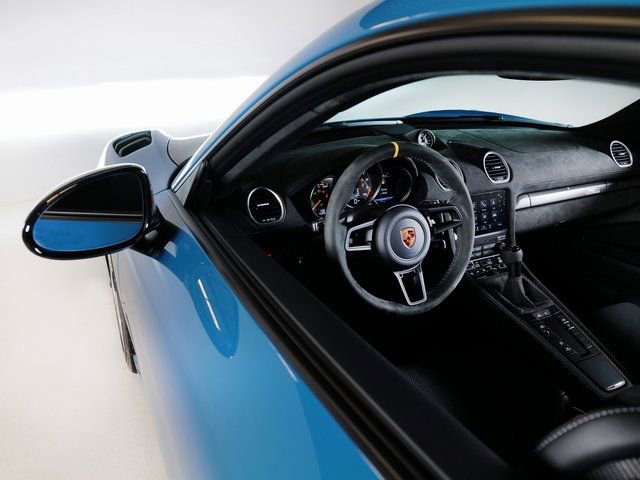 Certified 2025 Porsche 718 Cayman GT4 RS RWD image 24