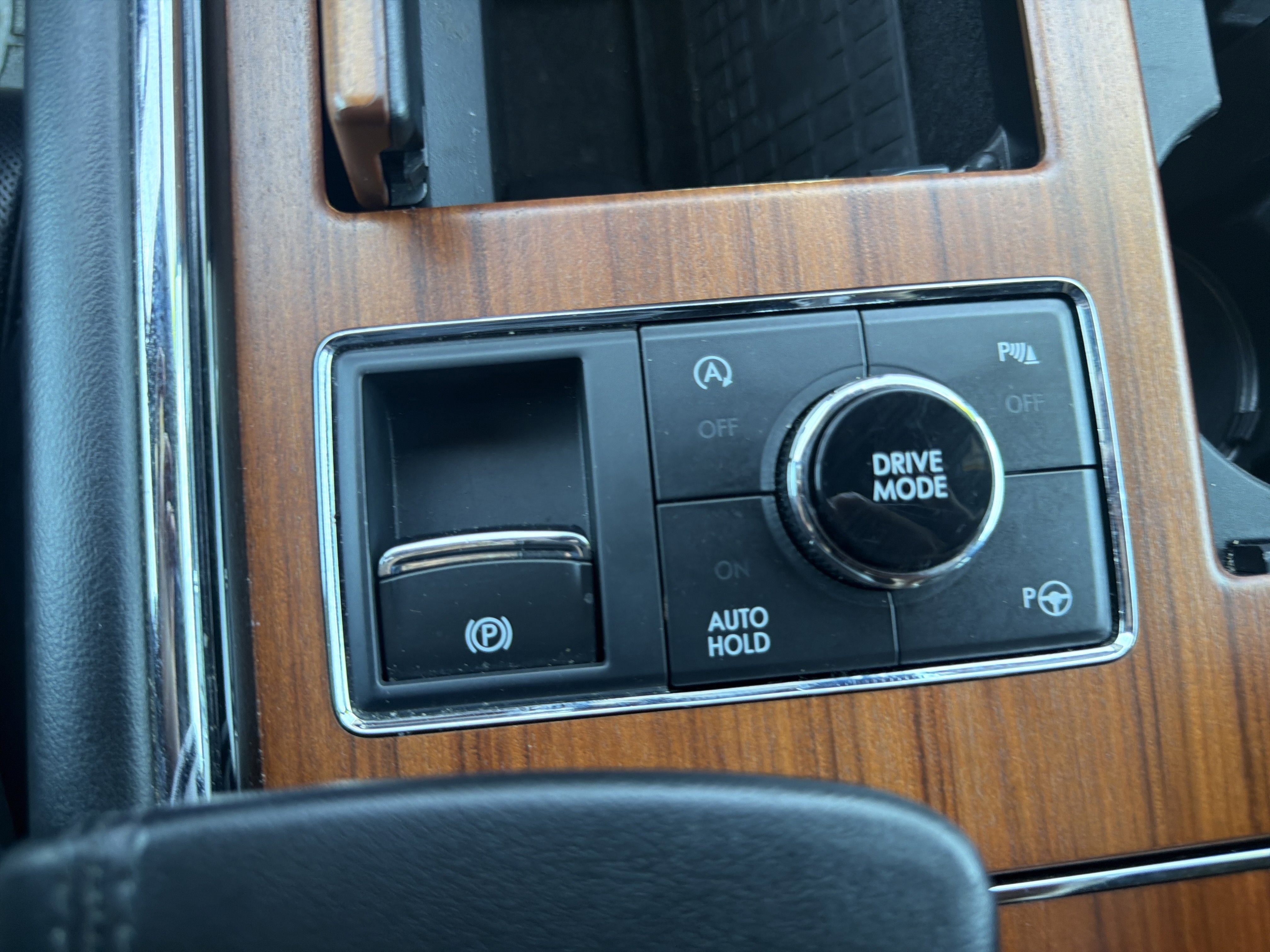 Used 2019 Lincoln Navigator Reserve AWD/4WD image 31