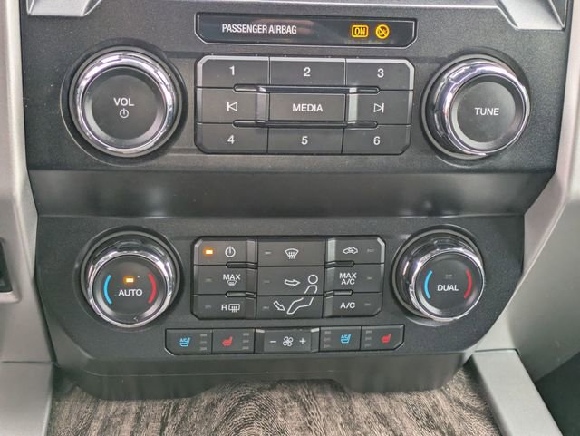 Used 2019 Ford F250 Lariat w/ Chrome Package image 22