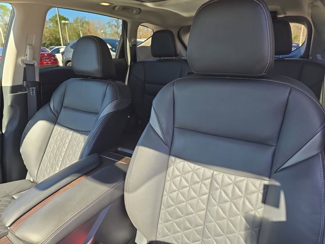 Certified 2024 Nissan Murano Platinum w/ Cargo Package image 25