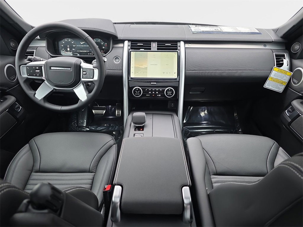 New 2026 Land Rover Discovery Limited Edition image 9