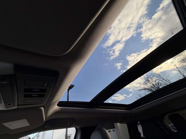 Used 2024 Mitsubishi Outlander SEL Black Edition image 15