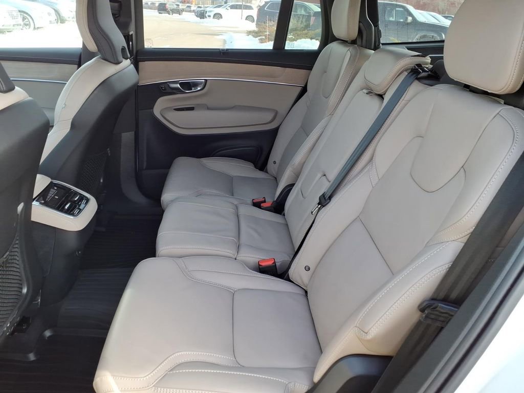 Certified 2026 Volvo XC90 B6 Ultra w/ Protection Package image 9